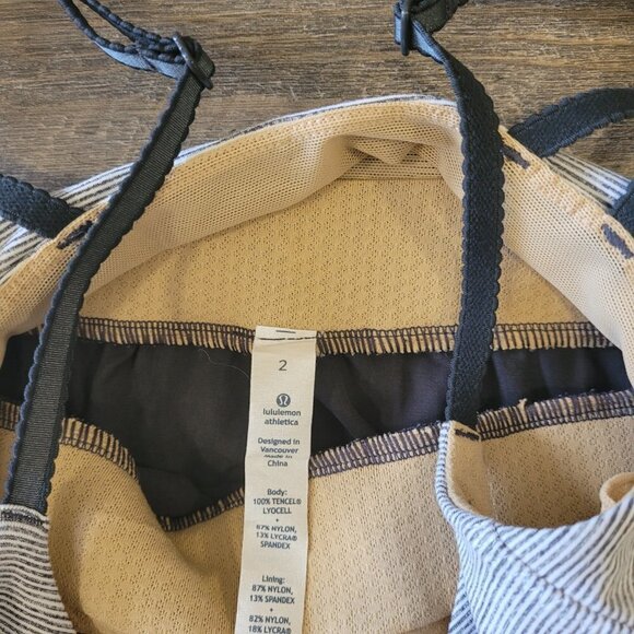 LULULEMON | Bliss Tank Top | Sz. 2 - Picture 5 of 8